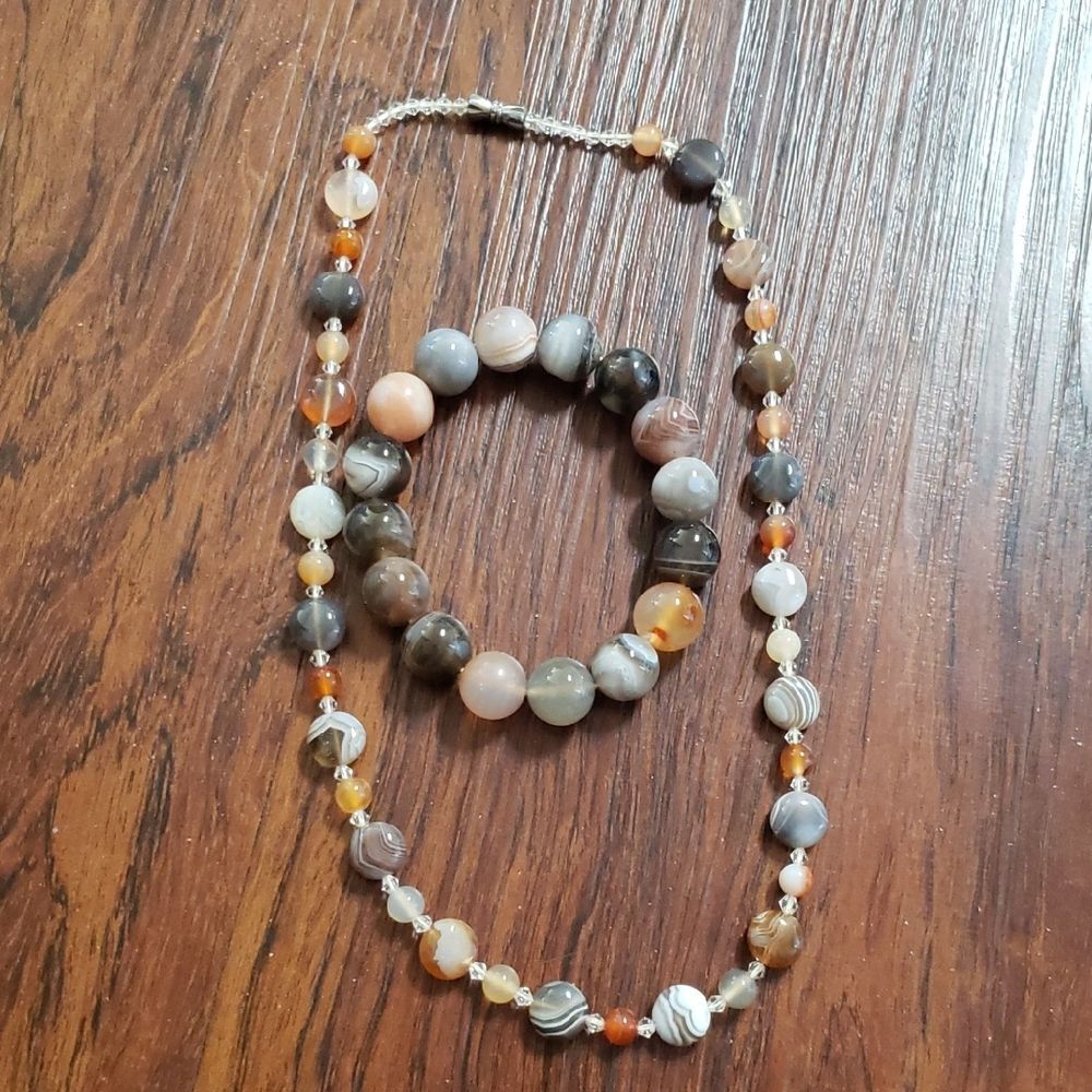 Botswana Agate Crystal Beaded Necklace and Bracelet Set Chic Feminine Retro